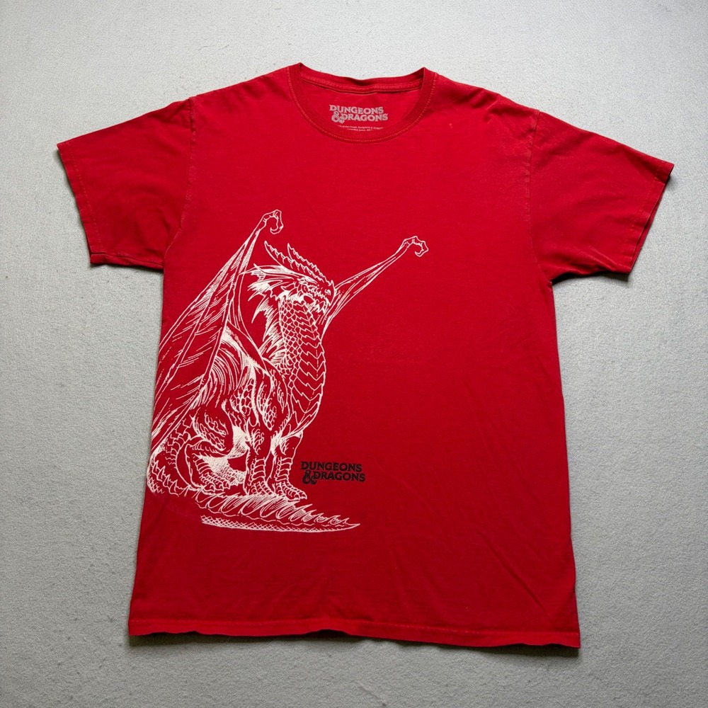 Loot Gaming Dungeons & Dragons Mens M Red Dragon Graphic T-Shirt Vintage Style
